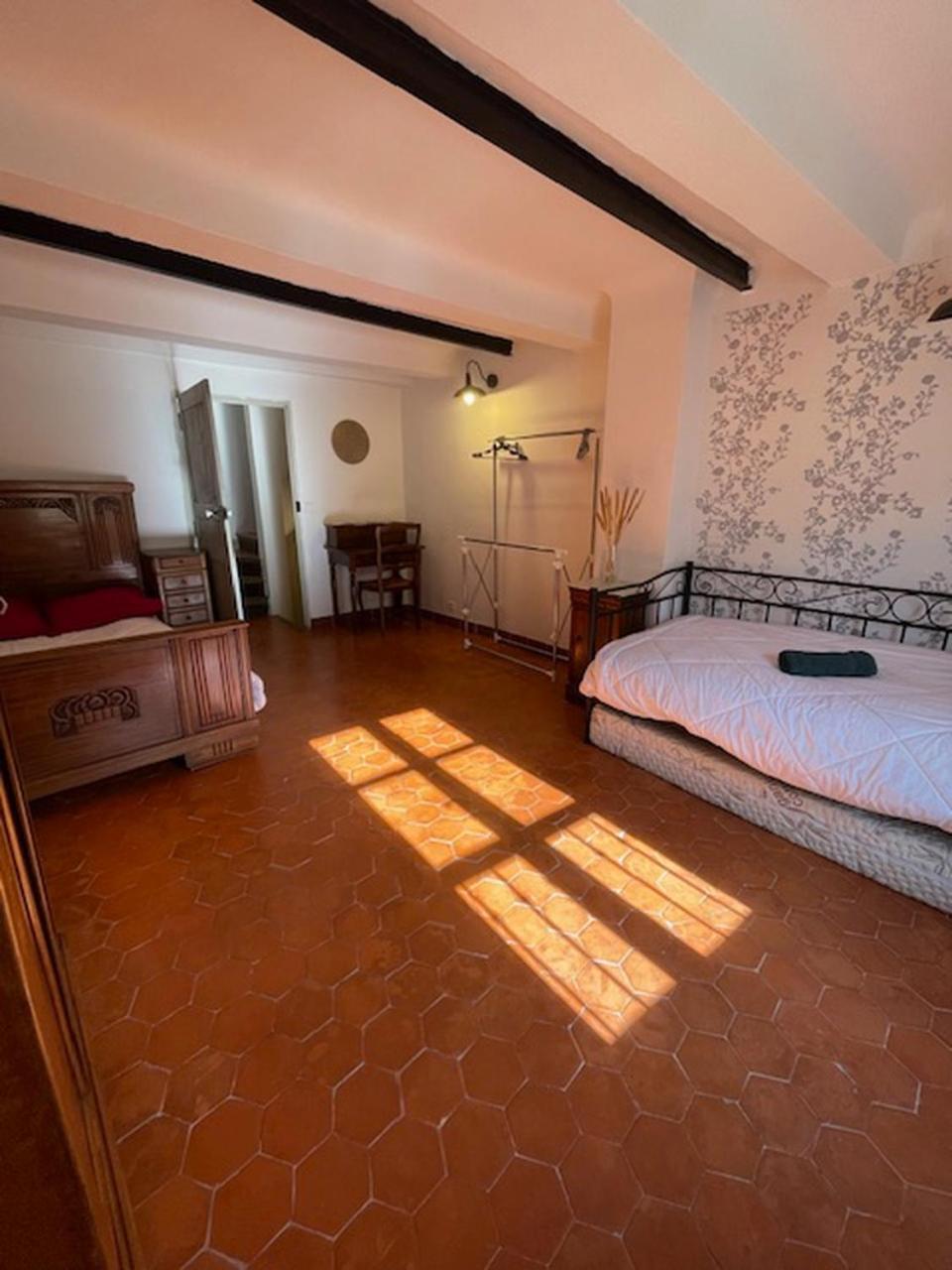 Maison De Village Centre Quinson Extérieur photo