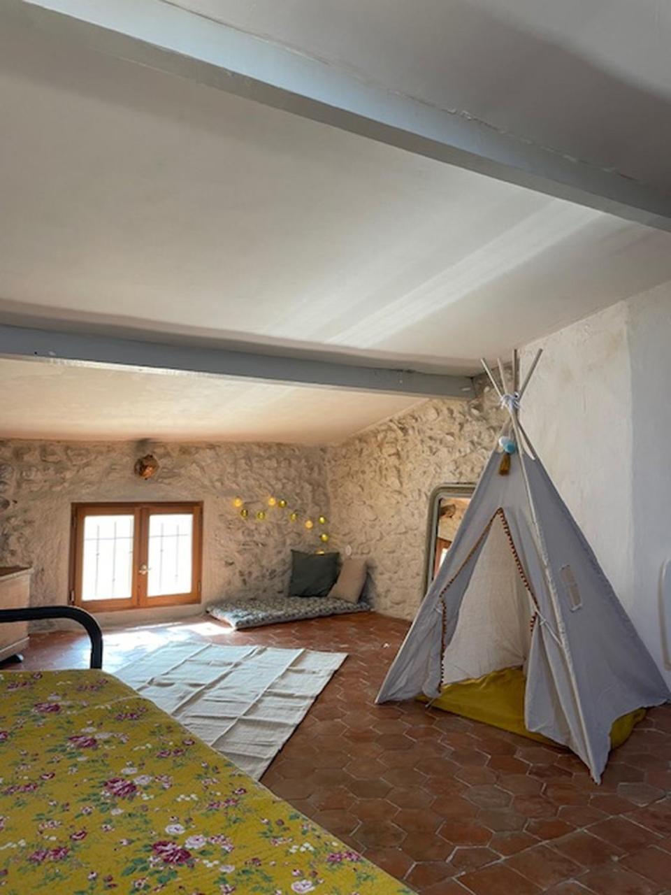 Maison De Village Centre Quinson Extérieur photo